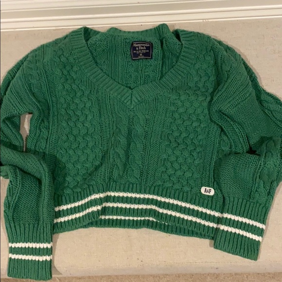 Abercrombie & Fitch Sweaters - Abercrombie & Fitch Cropped Green Sweater